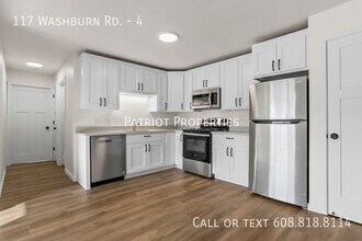 117 Washburn Rd in Deerfield, WI - Building Photo - Building Photo