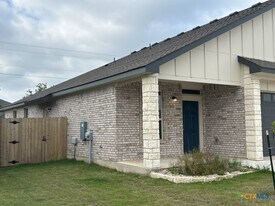 5112 Rose Gdn Lp in Killeen, TX - Building Photo