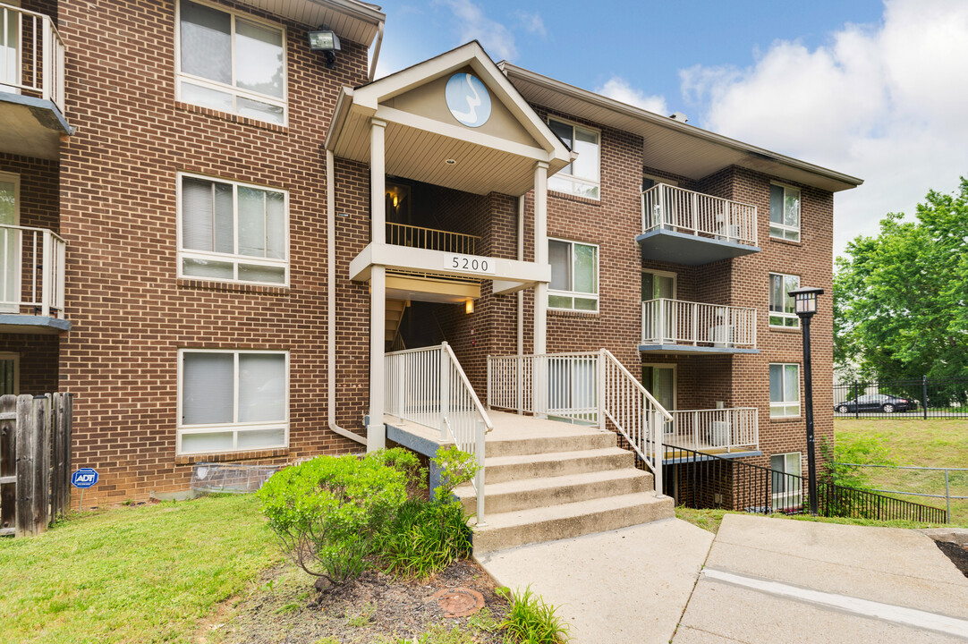 Windham Creek in Suitland, MD - Foto de edificio