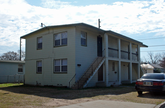 2305 Grunthal St in Jacksonville, FL - Building Photo - Building Photo