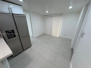 3157 SW 17th St in Miami, FL - Building Photo - Building Photo