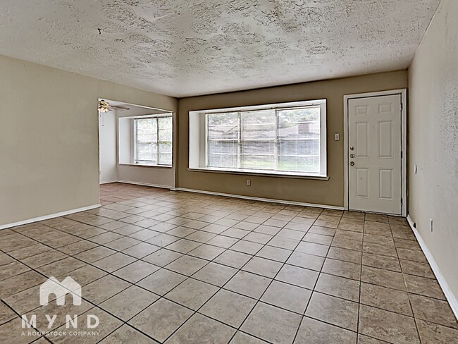 4435 Algernon Dr in Spring, TX - Building Photo - Building Photo