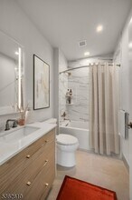 52 Taylor Pl in South Orange, NJ - Building Photo - Building Photo
