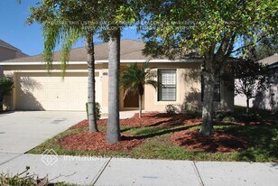 3426 Hoofprint Dr in Melbourne, FL - Building Photo