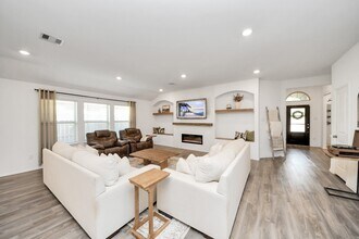 2835 Mistygate Ct in Conroe, TX - Building Photo - Building Photo