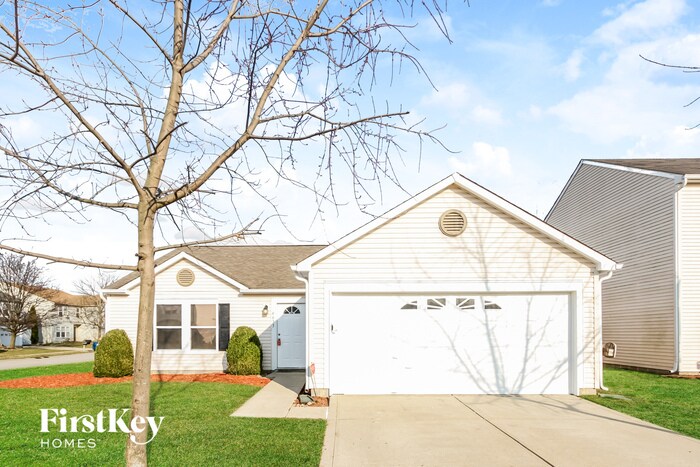 6633 Sonesta Dr in Indianapolis, IN - Building Photo