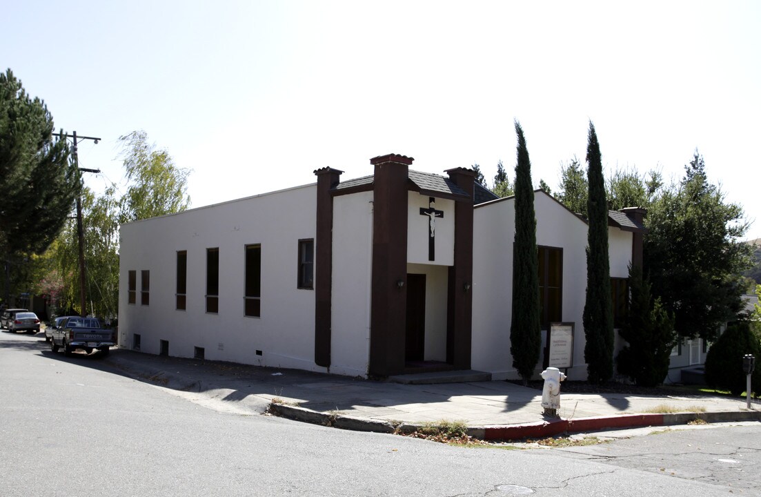 1202-1212 Willow St in Martinez, CA - Foto de edificio