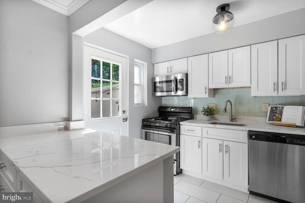 2801 16th Rd S in Arlington, VA - Building Photo