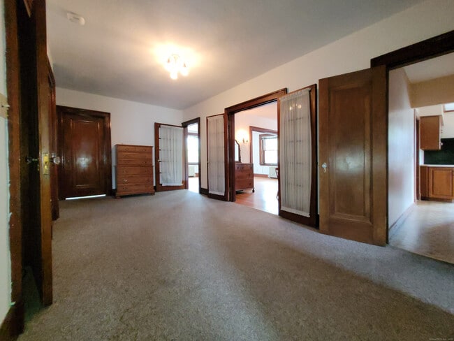 826 State St in New Haven, CT - Building Photo - Building Photo