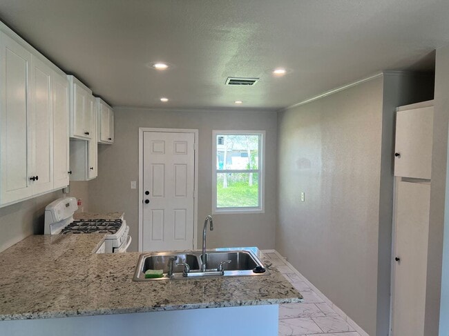 727 E 33rd St N in Tulsa, OK - Building Photo - Building Photo