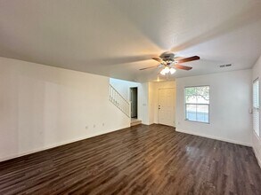 4859 Golden Shimmer Ave in Las Vegas, NV - Building Photo - Building Photo