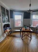 15 Alton Pl, Unit 6 in Brookline, MA - Foto de edificio - Building Photo