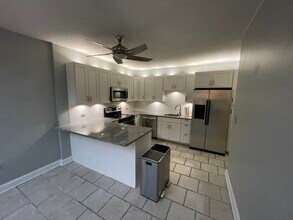 2301 Cherry St, Unit 3K in Philadelphia, PA - Building Photo - Building Photo