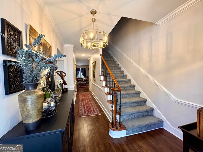 property at 17 Willow Glen NE