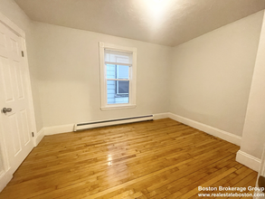 22 Howell St, Unit 1 in Boston, MA - Building Photo - Building Photo