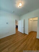 120 Gerry Rd, Unit 304 in Brookline, MA - Foto de edificio - Building Photo