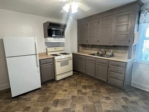 1221 E Philadelphia St in York, PA - Building Photo - Building Photo