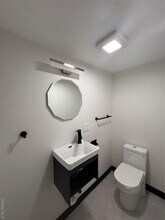 1553 Potter Blvd in Bay Shore, NY - Building Photo - Building Photo