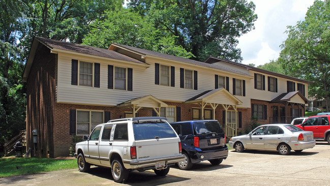 Kingsland Court in Raleigh, NC - Building Photo - Building Photo