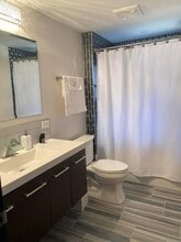 4532 Pershing Ave in Downers Grove, IL - Building Photo - Building Photo