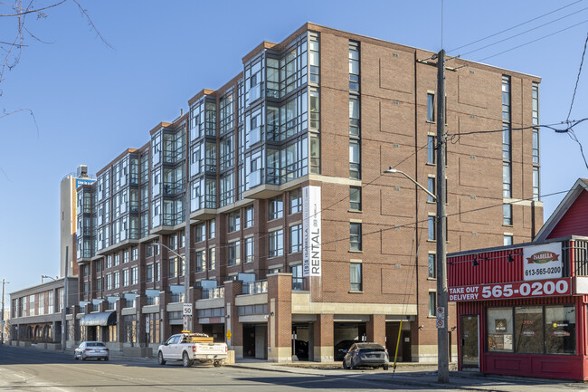 Isabella Condos in Ottawa, ON - Building Photo - Building Photo