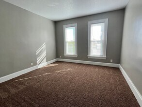 2210 Oliver St in Fort Wayne, IN - Building Photo - Building Photo