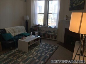 62 Boylston St, Unit 620 in Boston, MA - Building Photo - Building Photo