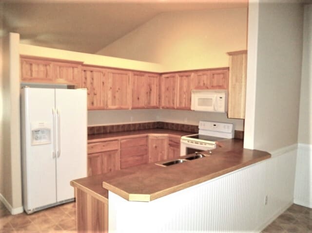 544 N Locust Ave in Kuna, ID - Foto de edificio - Building Photo