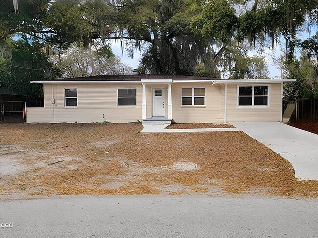 property at 5827 Ansley St