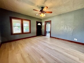 609 N Caddo St in Weatherford, OK - Building Photo - Building Photo