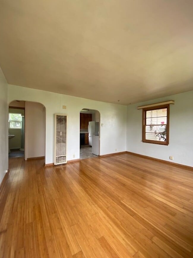 460 S 13th St in Lebanon, OR - Building Photo - Building Photo