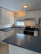 239 N King St in Northampton, MA - Building Photo