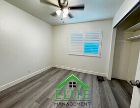 7209 Sutherland Way in Elk Grove, CA - Building Photo - Building Photo