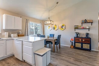 2860 Fleet St in Missoula, MT - Building Photo - Building Photo