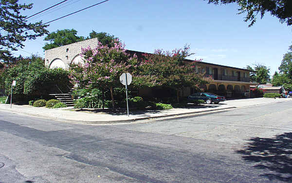 2840-2848 Castro St in Martinez, CA - Building Photo - Building Photo