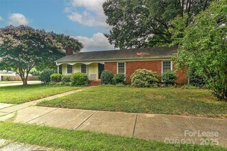 420 Seneca Pl in Charlotte, NC - Building Photo - Building Photo