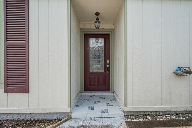 property at 16006 Glen Mar Dr