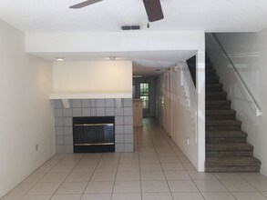 3375 Fox Hunt Dr in Palm Harbor, FL - Building Photo - Building Photo