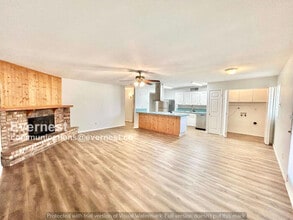 6421 Wakefield Rd in North Richland Hills, TX - Building Photo - Building Photo