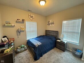 914 Baden Manor Dr in Indianapolis, IN - Building Photo - Building Photo