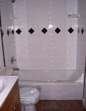 204 E 12th St in Dallas, TX - Building Photo - Building Photo