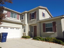 27786 Summer Grove Pl in Santa Clarita, CA - Building Photo