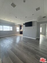 2416 W 48th St-Unit -2416 in Los Angeles, CA - Building Photo - Building Photo