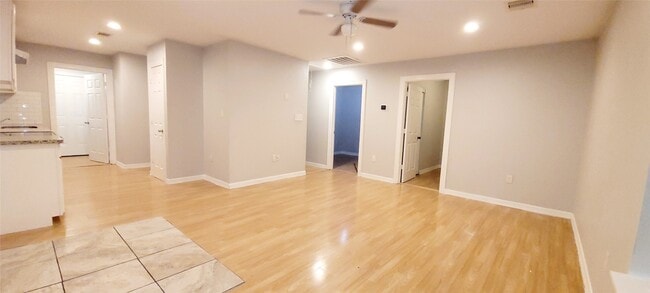 property at 7608 E Magnolia St