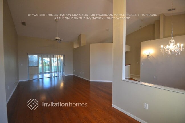 14521 Pimberton Dr in Hudson, FL - Foto de edificio - Building Photo