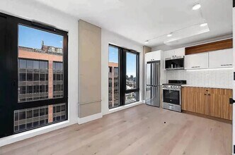 60 W 125th St in New York, NY - Building Photo - Building Photo