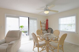3326 N Key Dr in North Fort Myers, FL - Building Photo - Building Photo