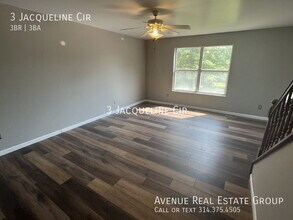 3 Jacqueline Cir in O'Fallon, MO - Building Photo - Building Photo