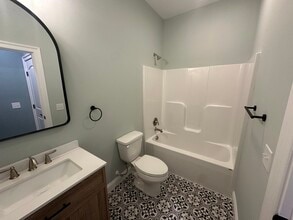 5 5th St, Unit 208 in Pocomoke City, MD - Foto de edificio - Building Photo