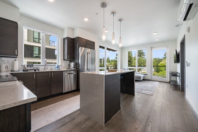 11903 NE 128th St, Unit 302